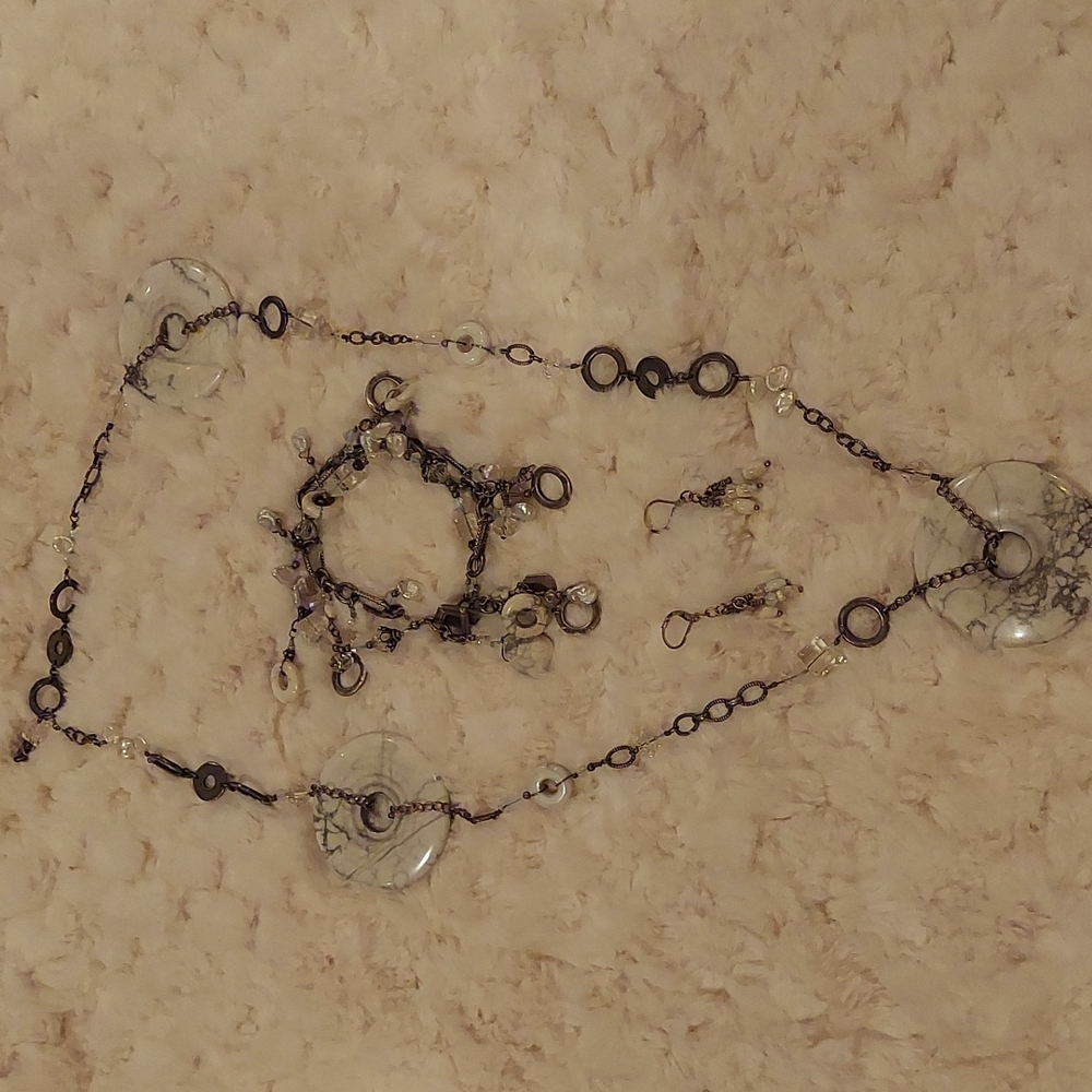 Beautiful Tres Jolie Bracelet and earrings - "mended"  neclace is free.